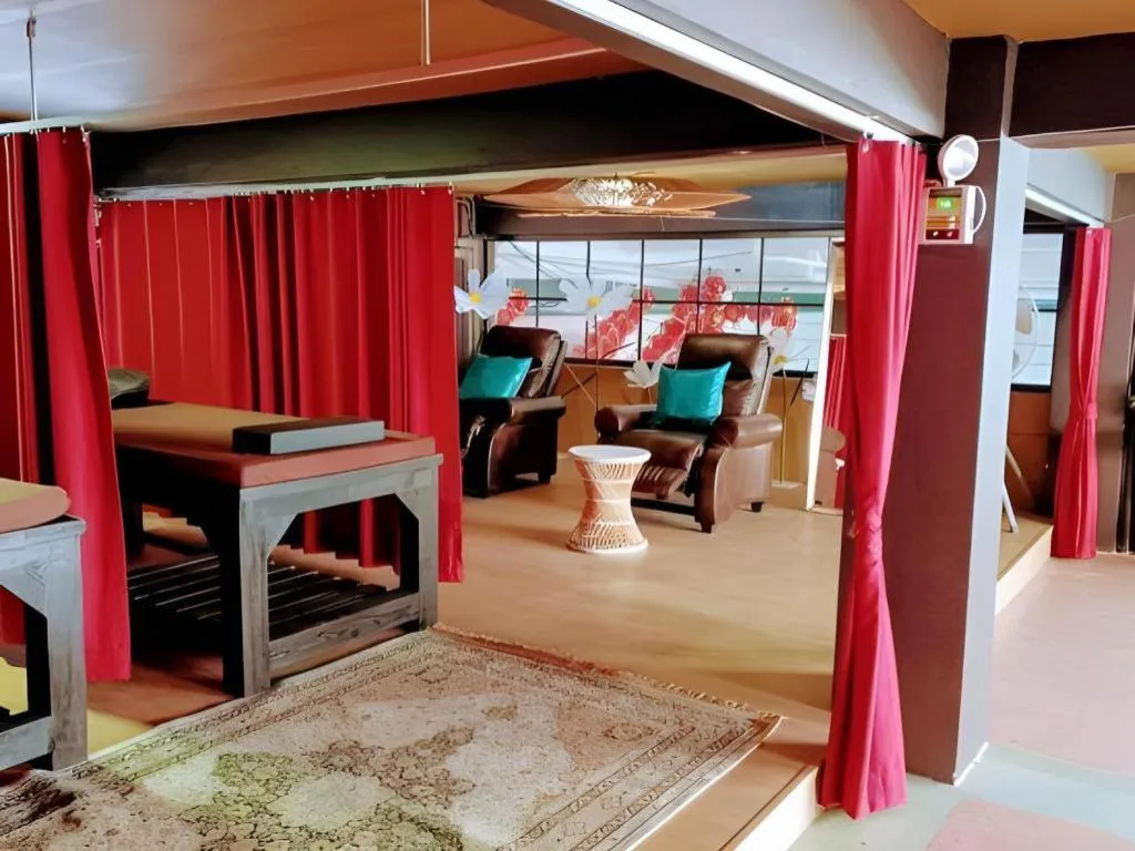 2499 Heritage Chinatown Bangkok Hotel By RoomQuest