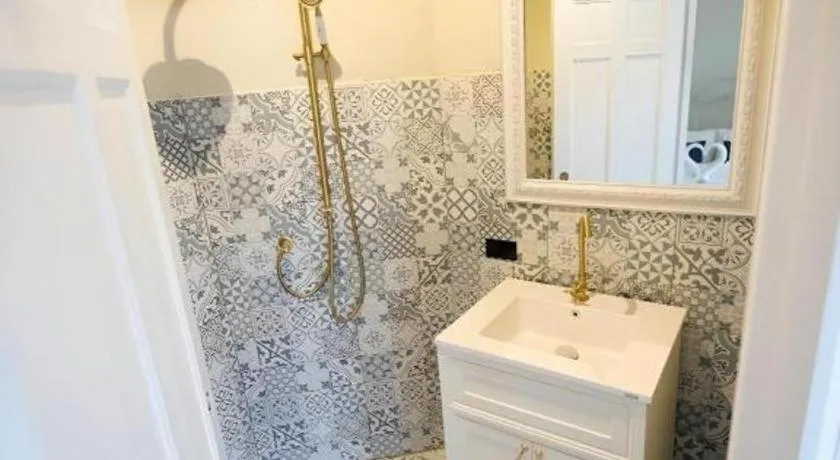 2499 Heritage Chinatown Bangkok Hotel By RoomQuest