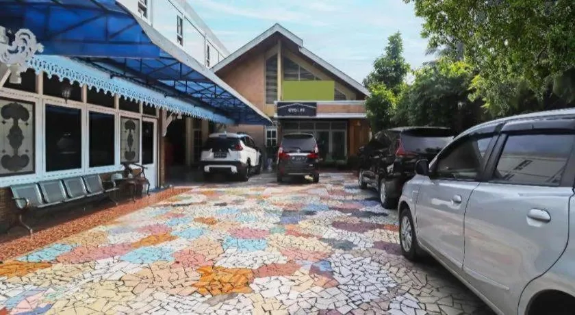 OYO 2899 Ardilia Bandara Syariah