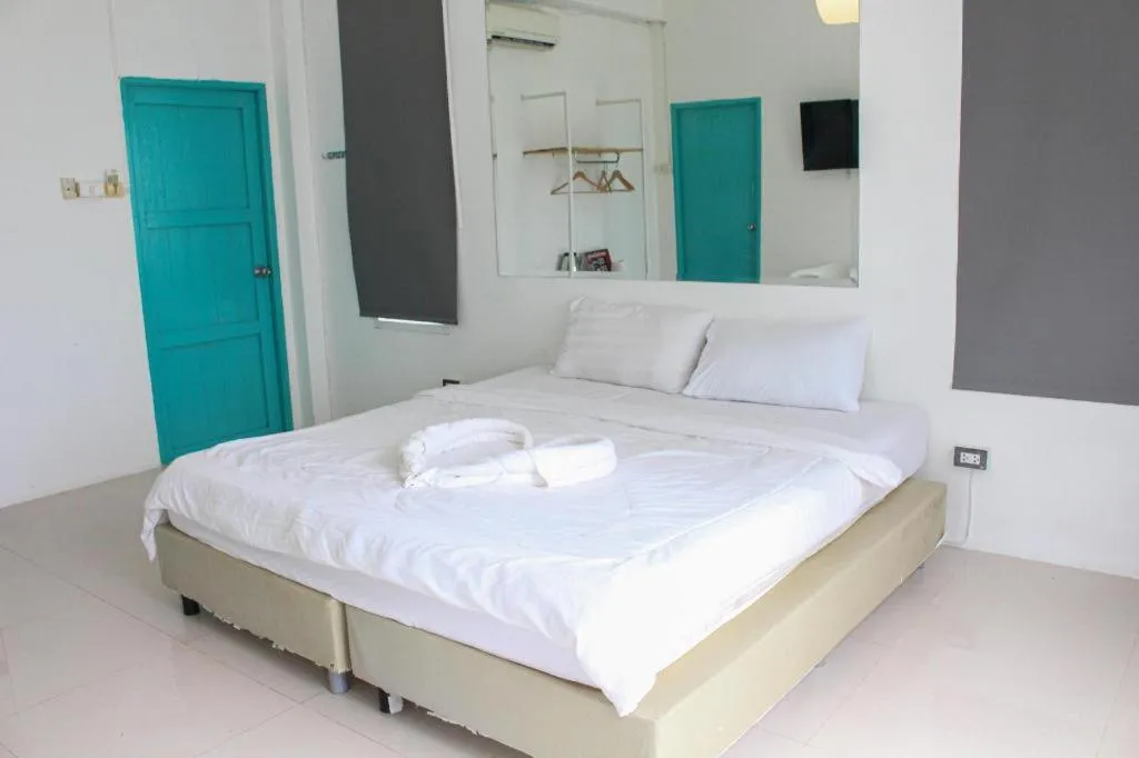 Bed in Capital O 75411 Navagio​ Boutique​ Koh​ Chang