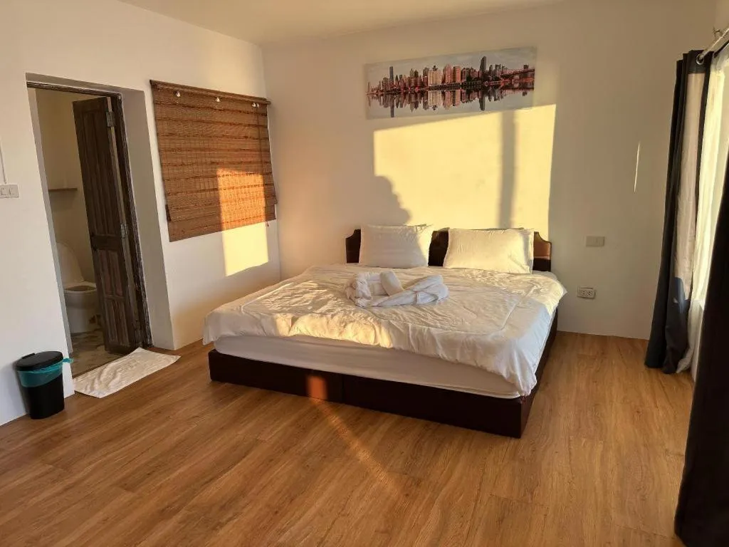 Bed in Capital O 75411 Navagio​ Boutique​ Koh​ Chang