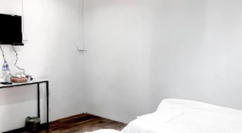 Bed in Capital O 75412 V Resort