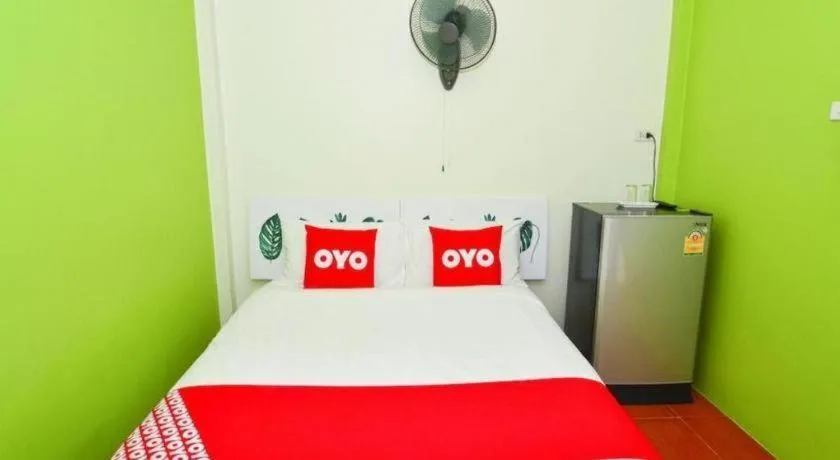Bed in OYO 499 Pattaraporn Hotel