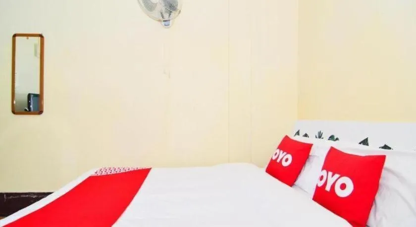 Bed in OYO 499 Pattaraporn Hotel