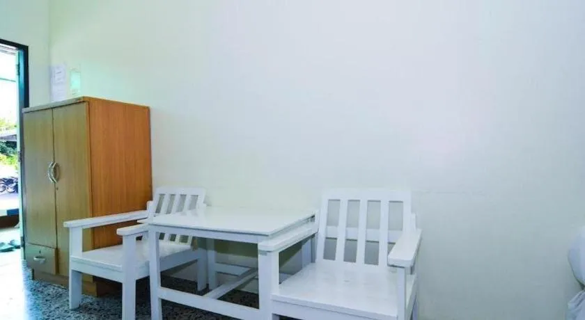 OYO 499 Pattaraporn Hotel