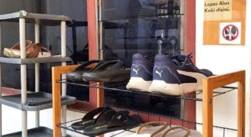 Dehome near Pakuwon Mall (Syariah)