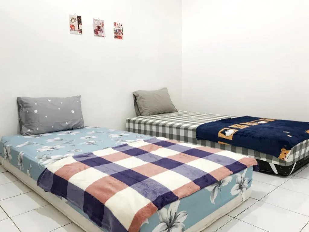 Bed in Dehome near Pakuwon Mall (Syariah)