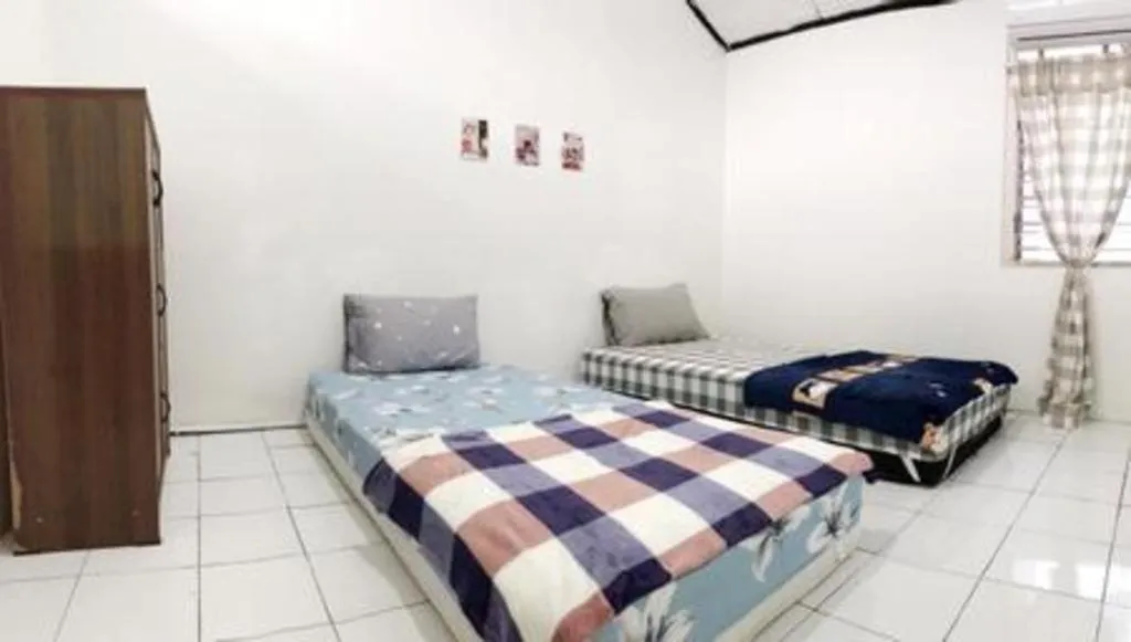 Bed in Dehome near Pakuwon Mall (Syariah)