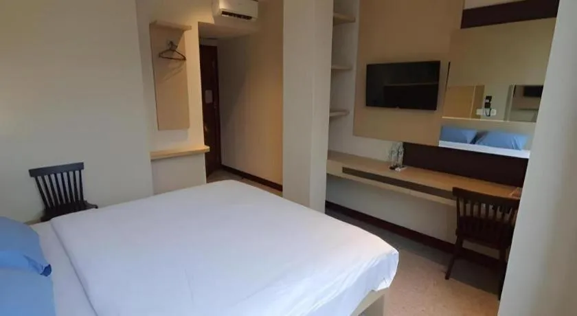 Bed in MP Hotel Kelapa Gading