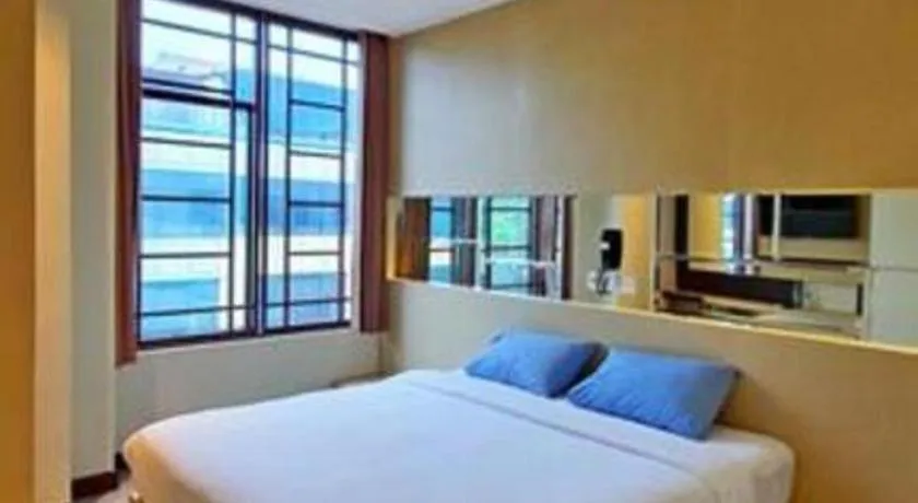 Bed in MP Hotel Kelapa Gading