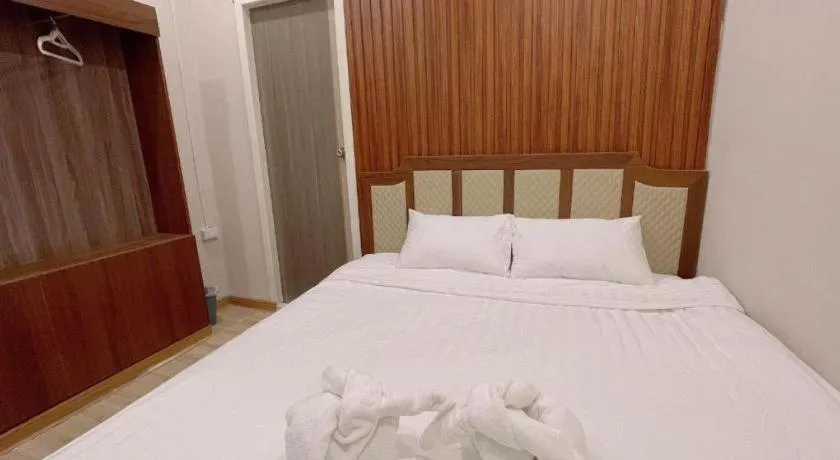 Bed in Heavenchy Hotel