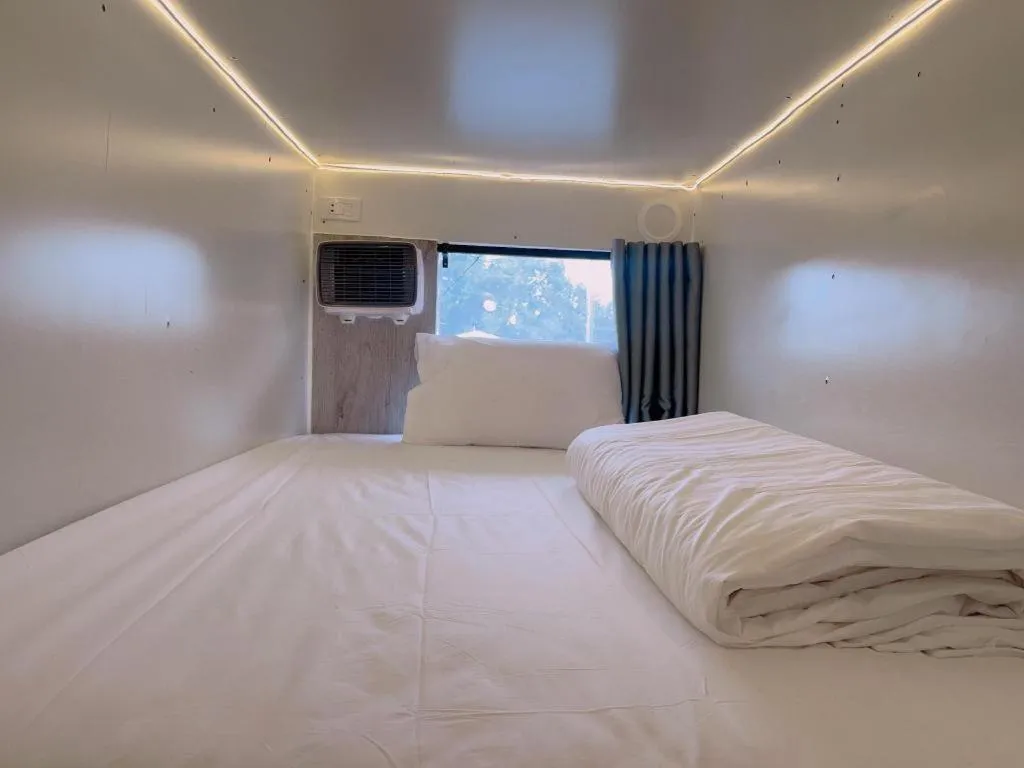 Bed in Heavenchy Hotel