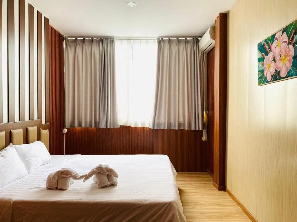 Bed in Heavenchy Hotel