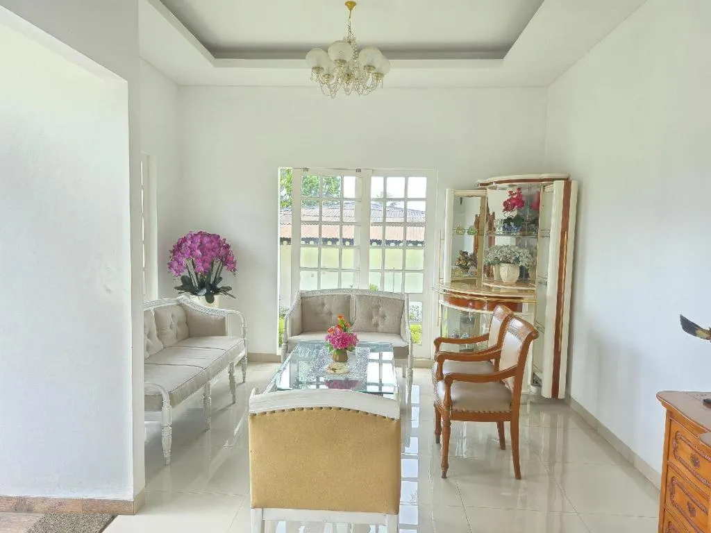 Capital O 94094 New Lembah Nyiur