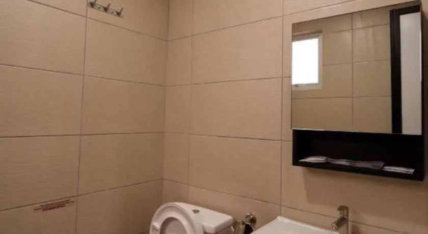 Weiss Hotels Kepong Baru