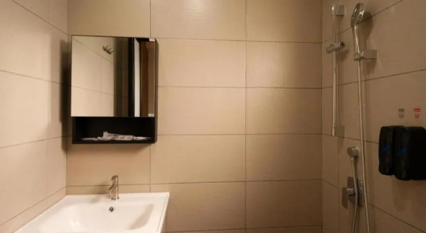 Weiss Hotels Kepong Baru