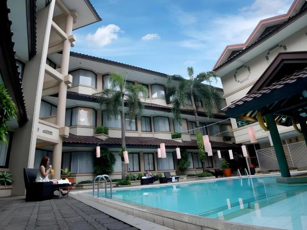 Bentani Hotel & Residence