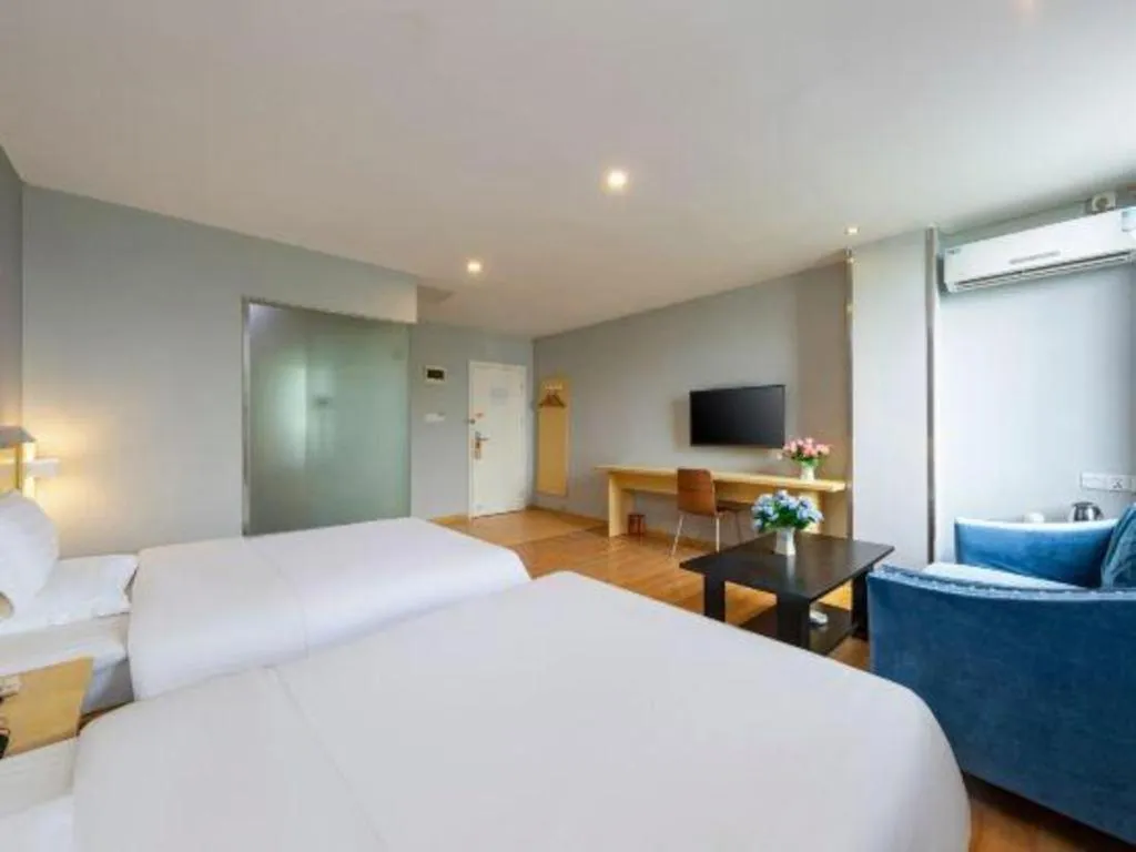 Bed in 7 Days Inn Foshan University Creative Industry Park