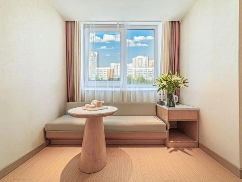 GreenTree Inn Geermu Walking Street Business Hotel