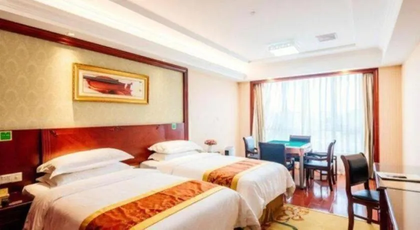 Bed in Vienna Hotel SH Wildlife Park Station