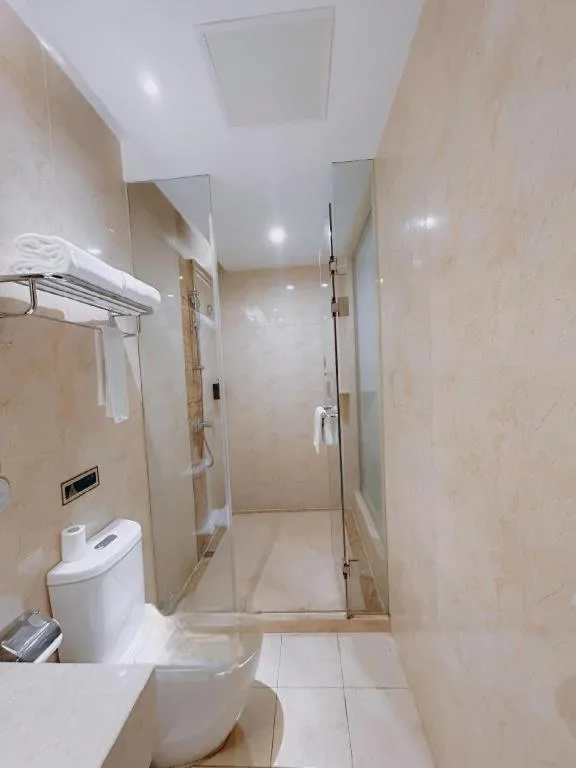 Vienna Hotel SH Wildlife Park Station