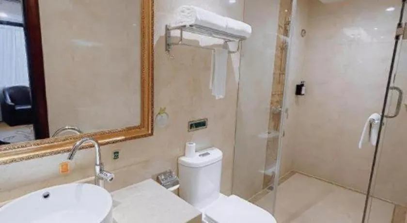 Vienna Hotel SH Wildlife Park Station