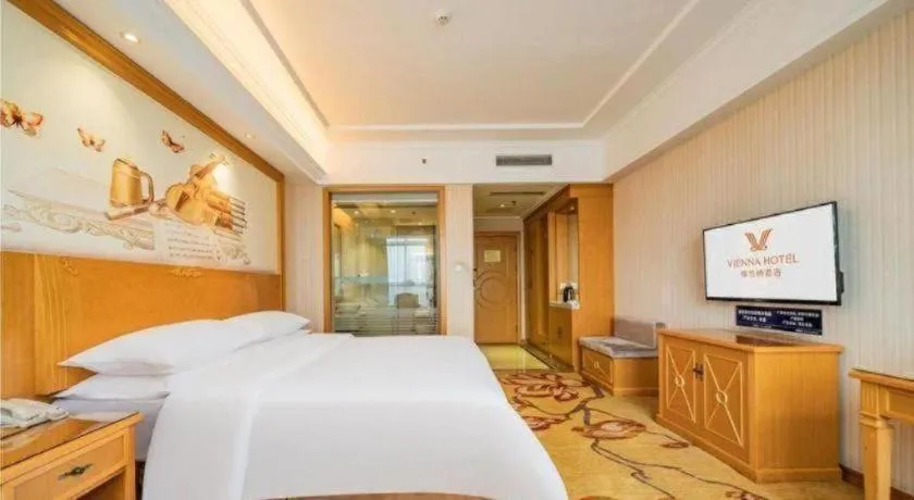 Bed in Vienna Hotel Chengdu Xinfan Furniture City