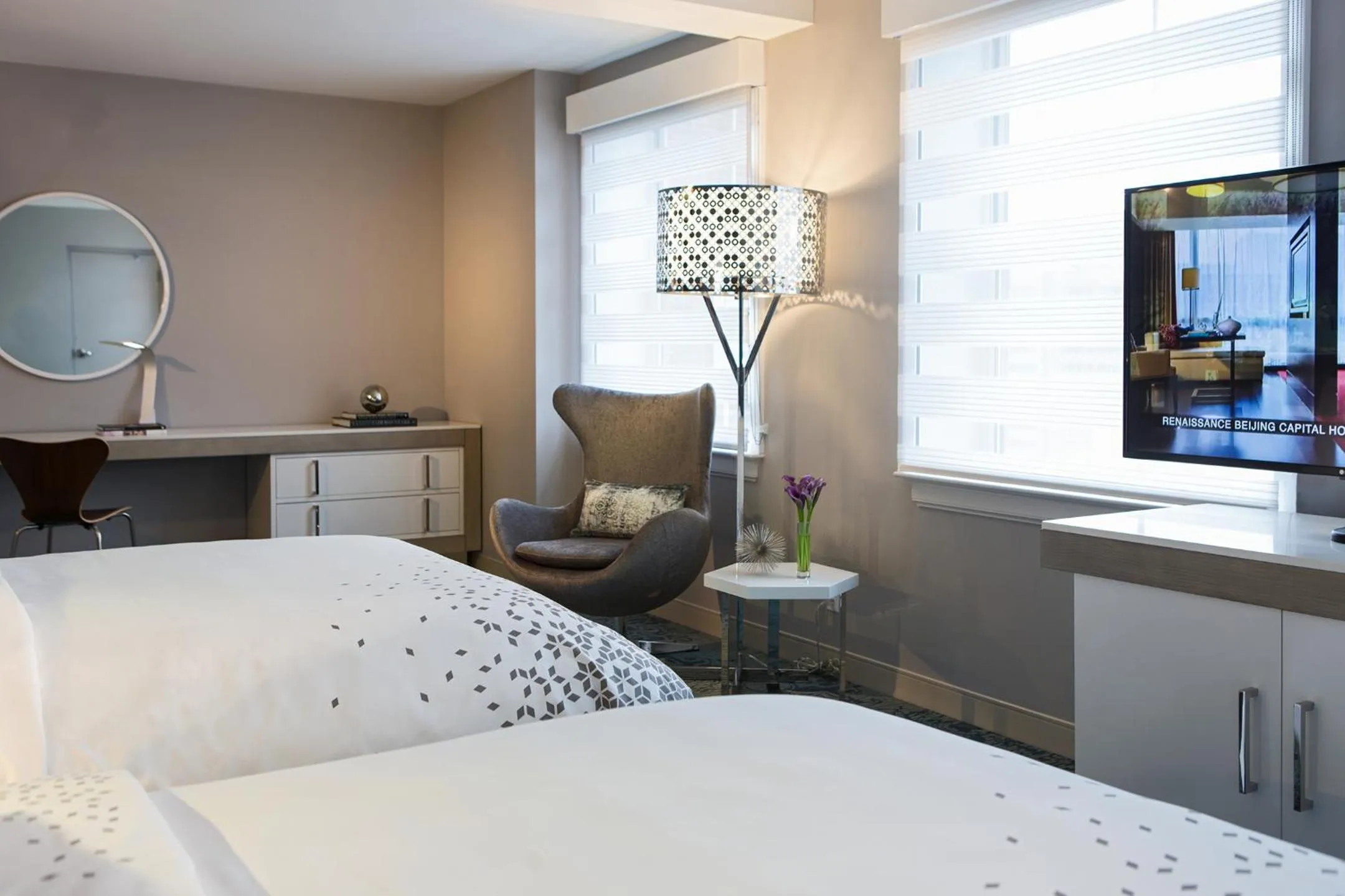 Bed in Renaissance Albany Hotel