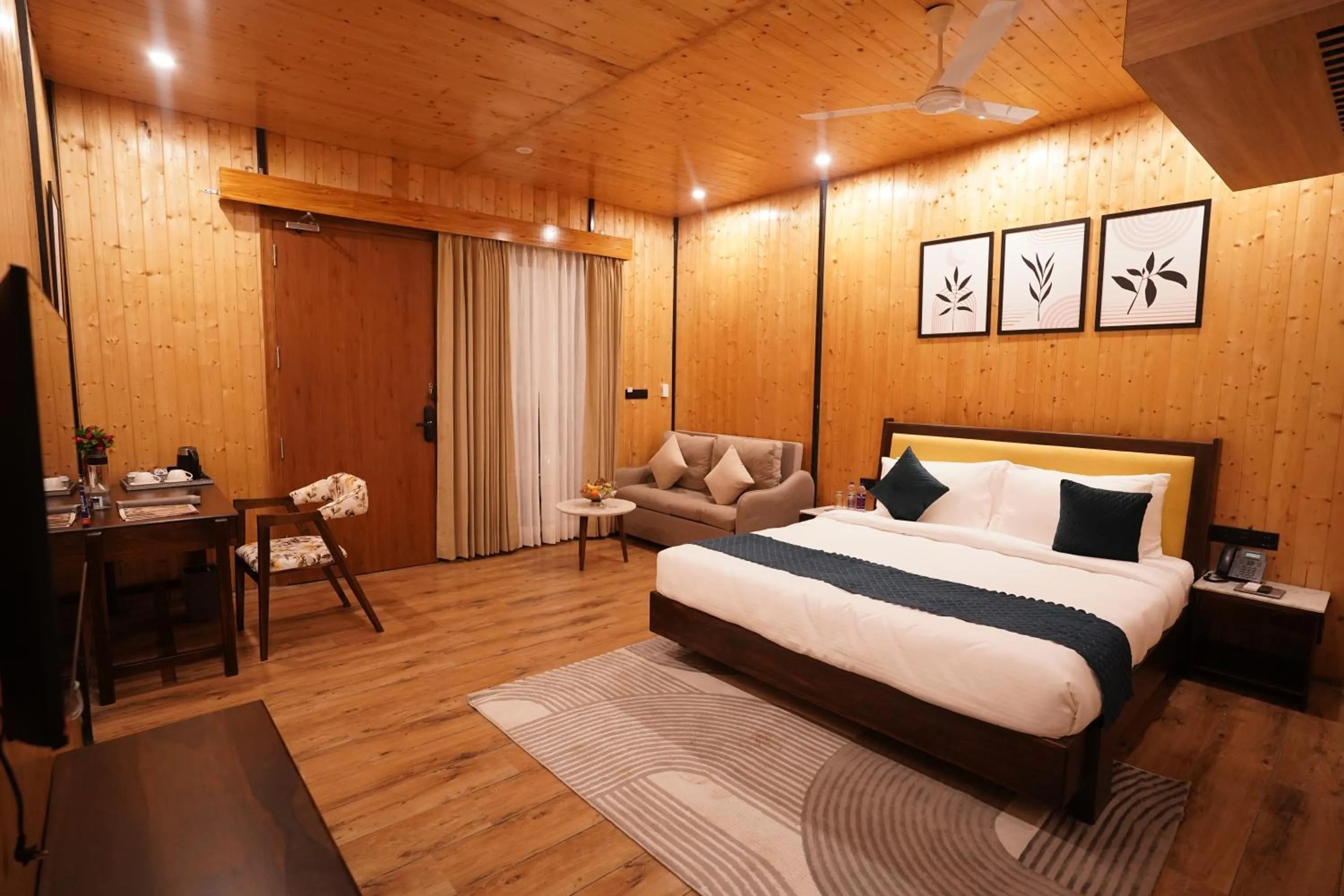 Bedroom, Bed in Mamaya Resort & Spa By Four Leaf Hotels, Garh Mukteshwar