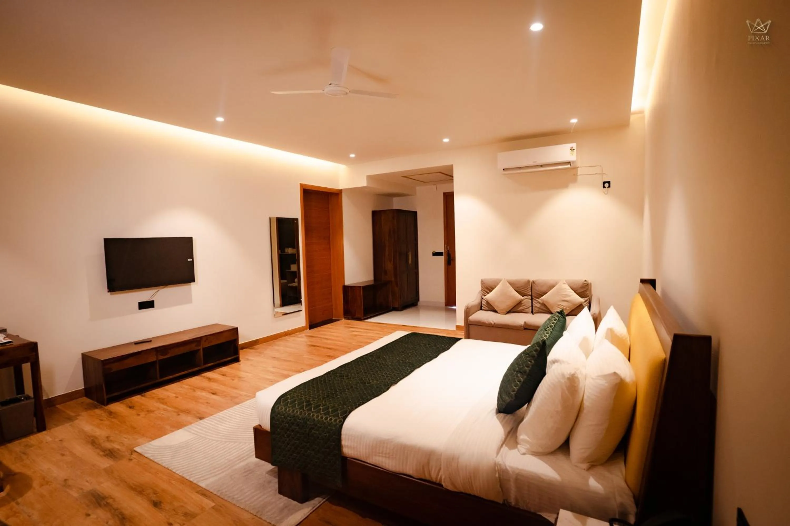 Bedroom, Bed in Mamaya Resort & Spa By Four Leaf Hotels, Garh Mukteshwar