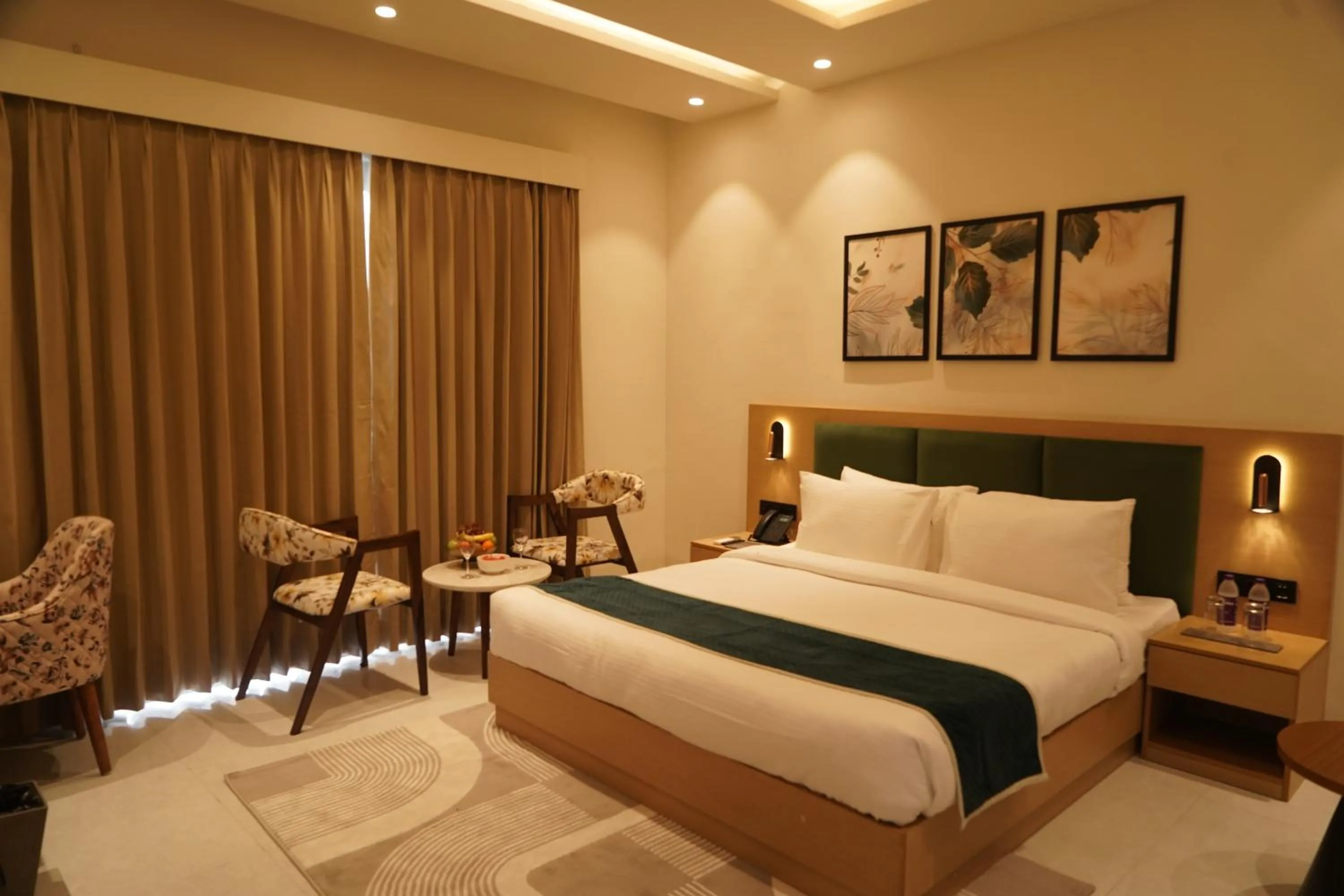 Bedroom, Bed in Mamaya Resort & Spa By Four Leaf Hotels, Garh Mukteshwar