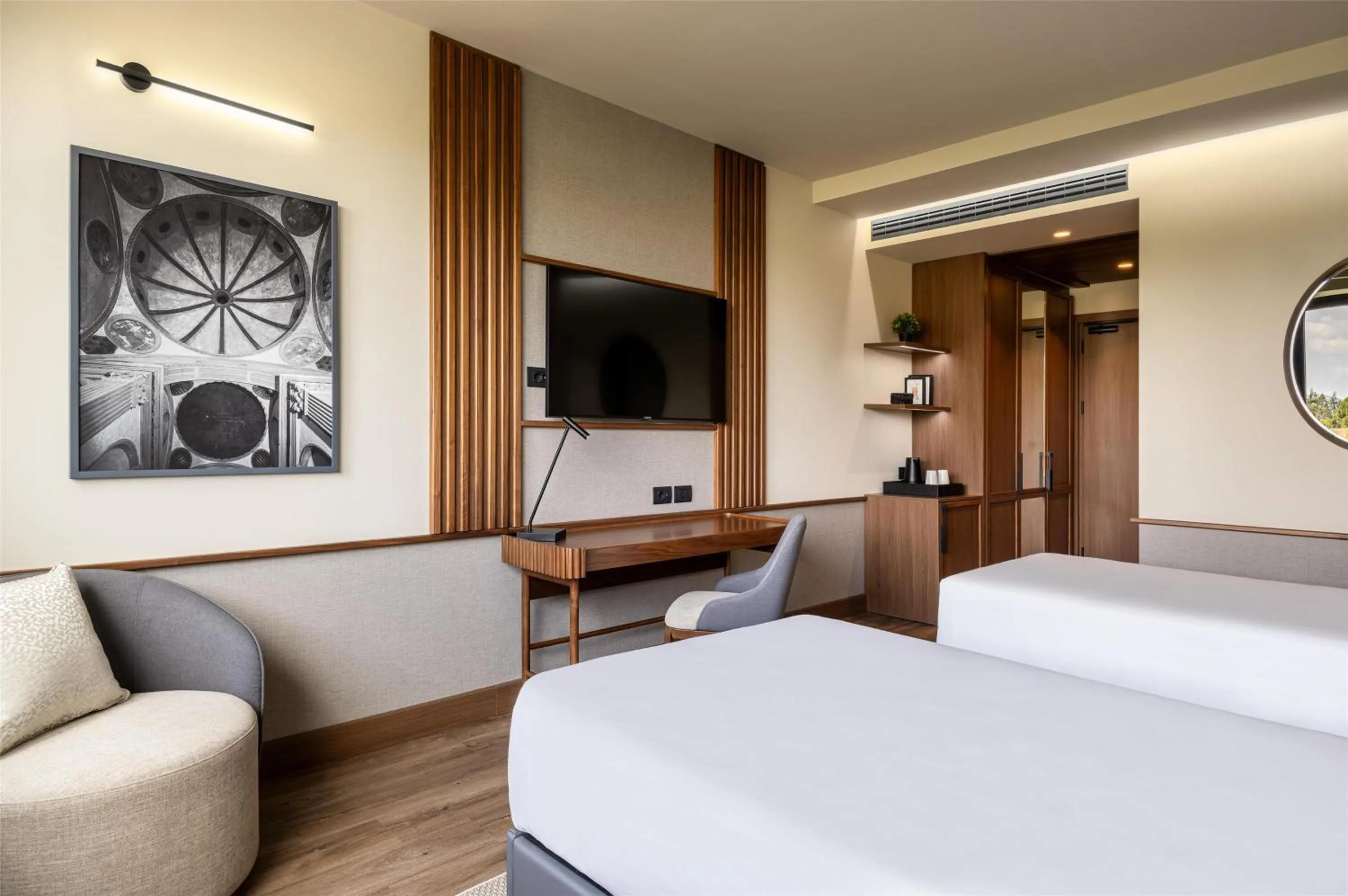 Bedroom, Bed in Radisson Blu Hotel, Florence