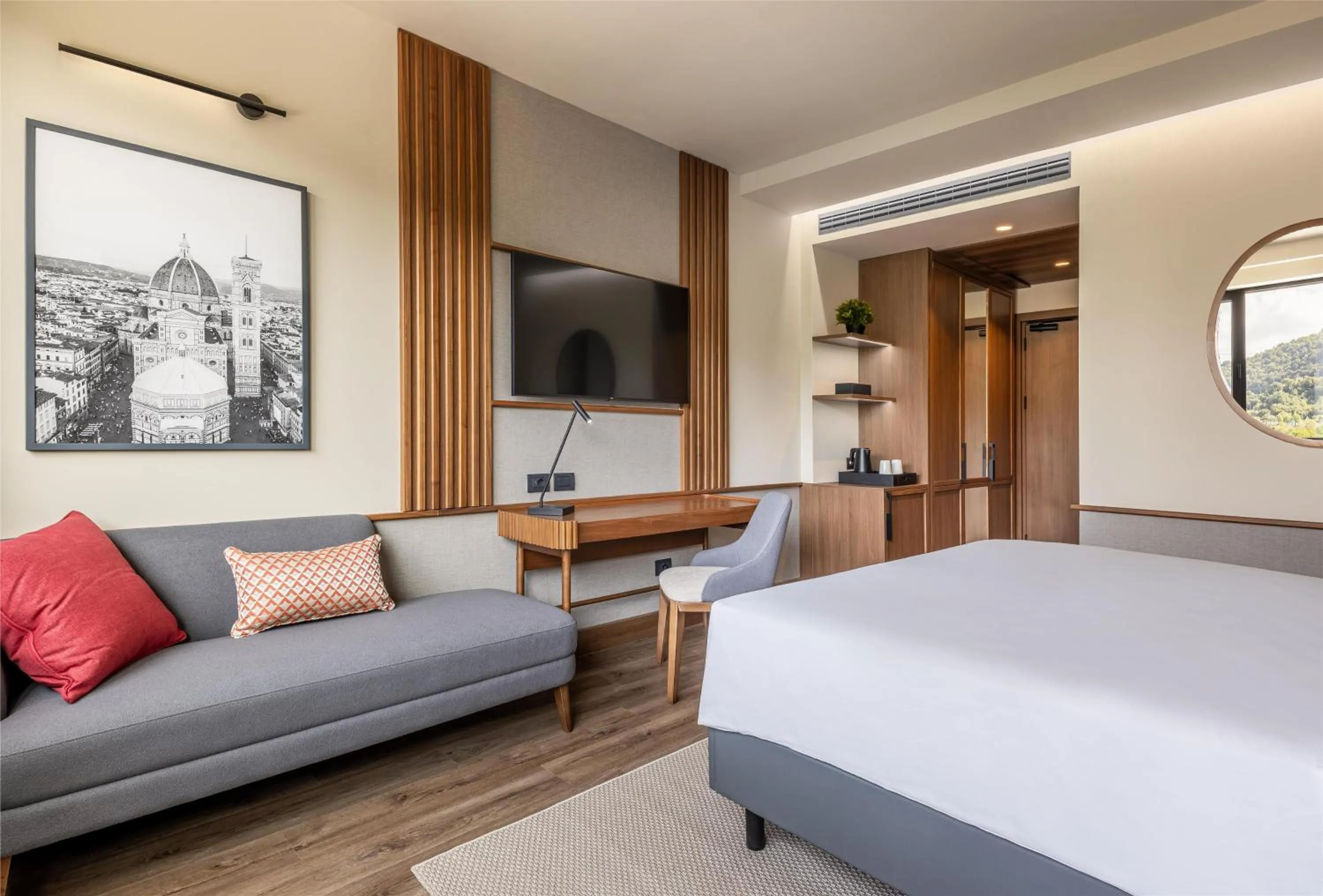 Bedroom, Bed in Radisson Blu Hotel, Florence