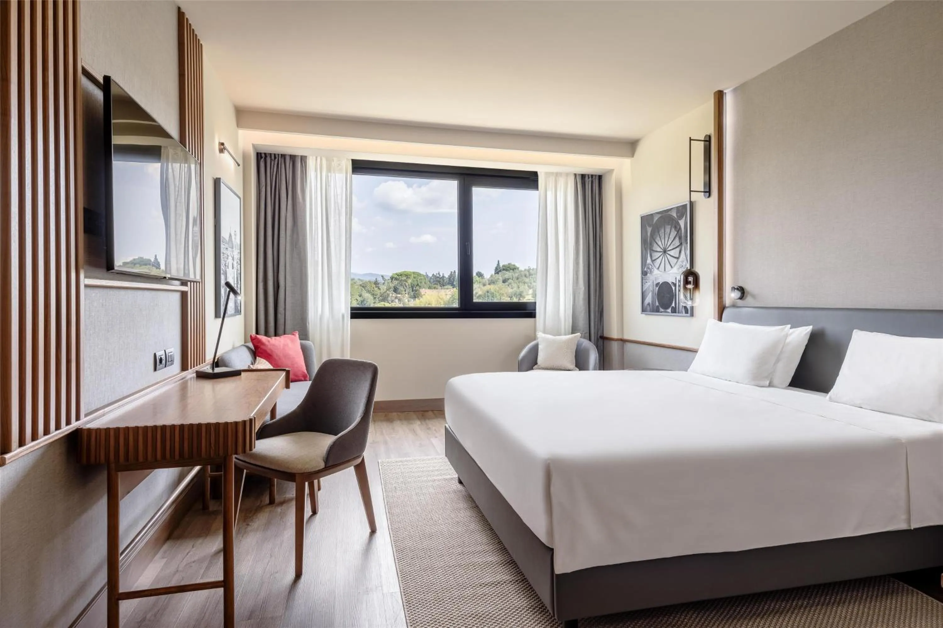 Bedroom, Bed in Radisson Blu Hotel, Florence