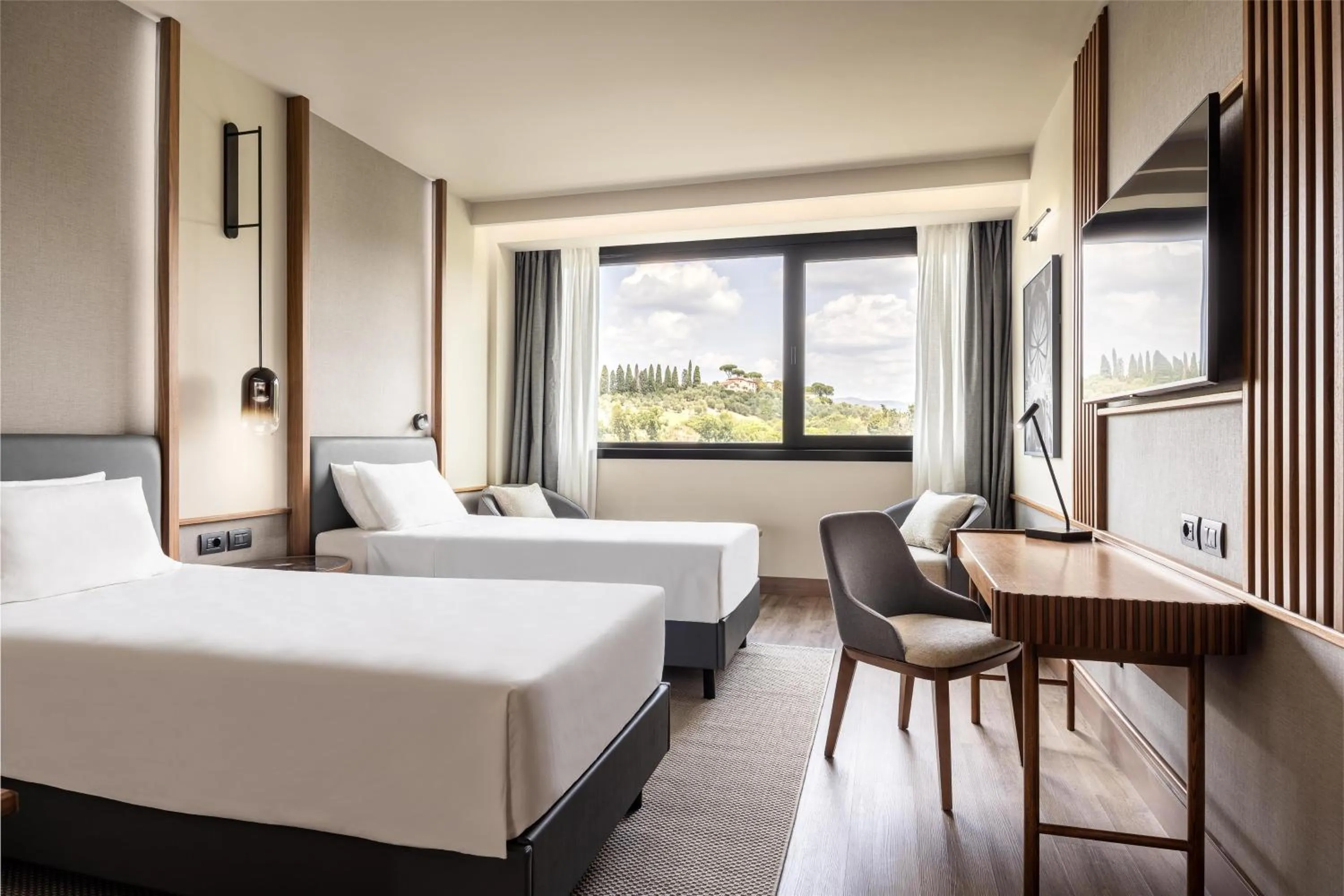 Bedroom, Bed in Radisson Blu Hotel, Florence