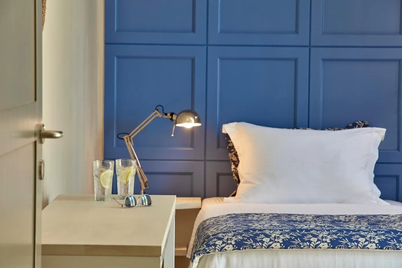 Bed in Sivota Seascape Luxury Villas & Residences