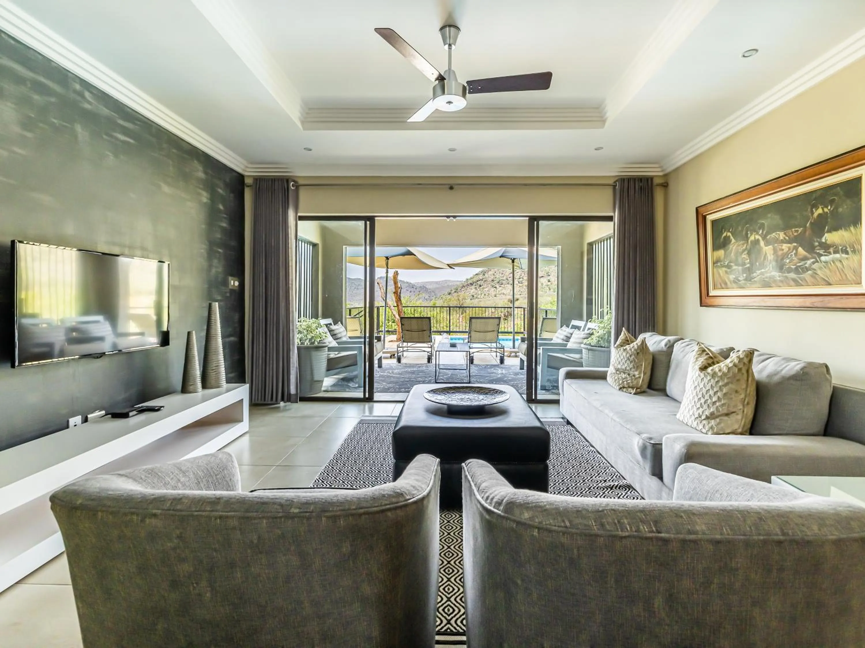 TV and multimedia in Shepherds Tree Game Reserve