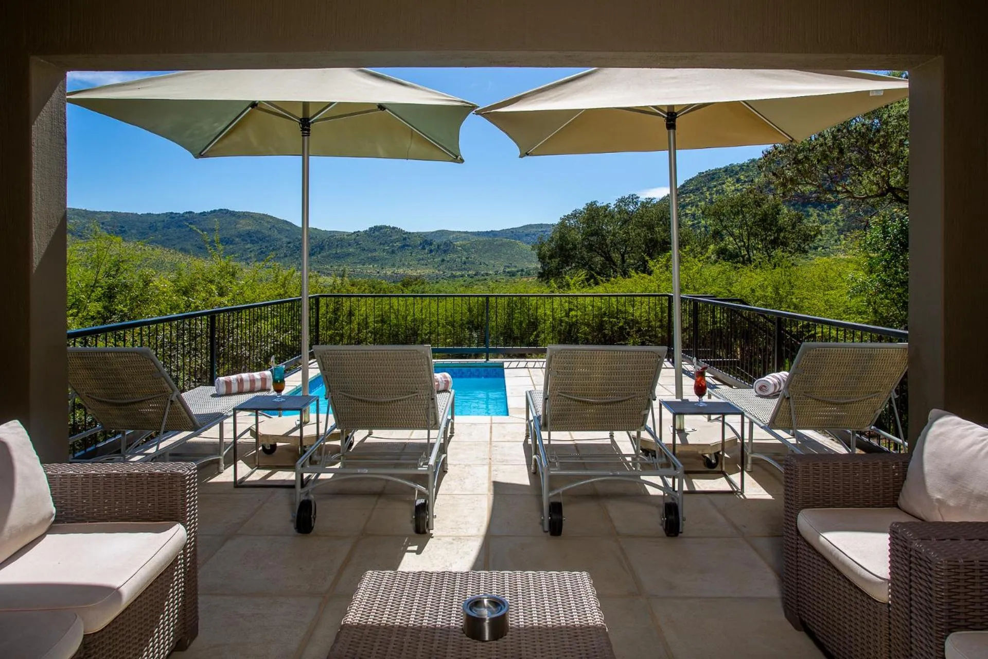 Balcony/Terrace in Shepherds Tree Game Reserve