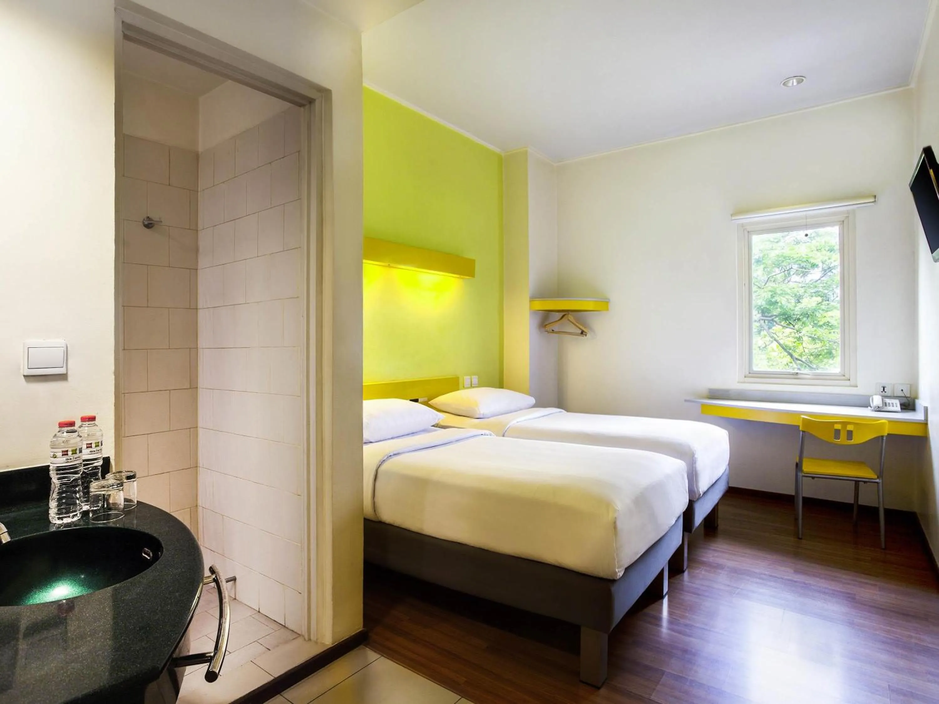 Bedroom, Bed in Ibis Budget Jakarta Menteng
