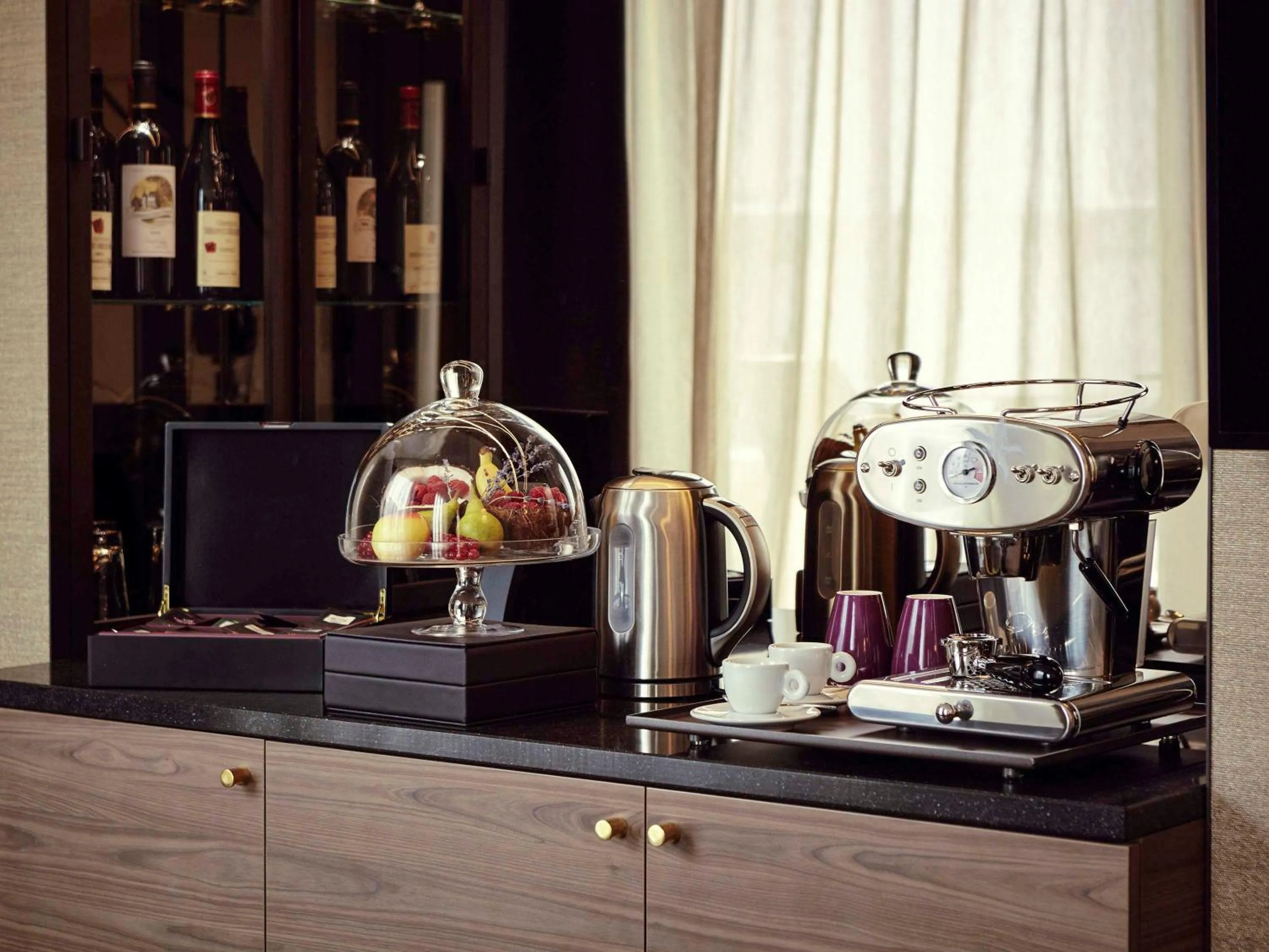 Bedroom in Pullman Paris Roissy Cdg Airport