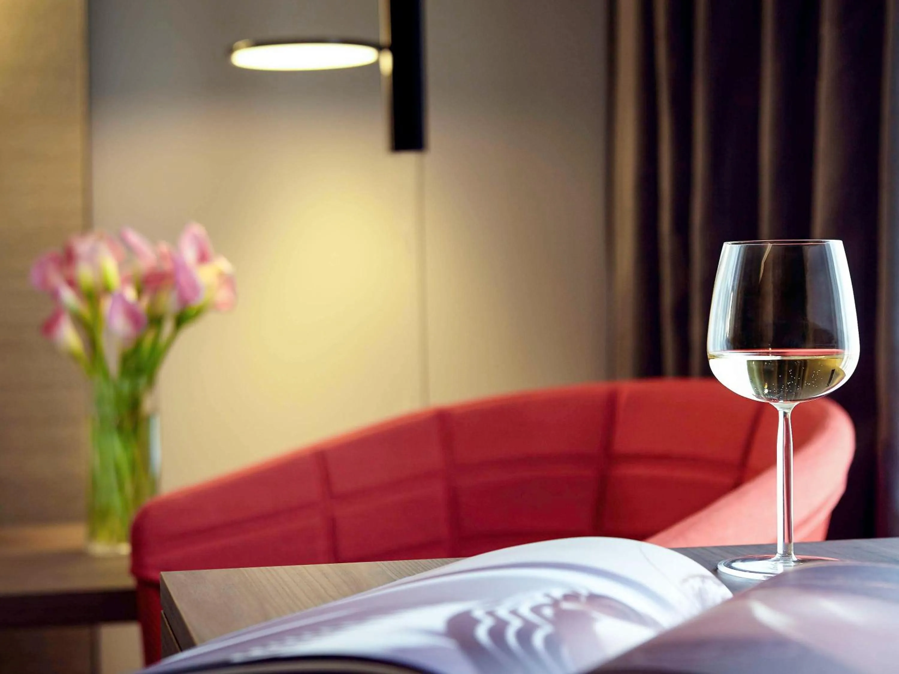 Bedroom in Pullman Paris Roissy Cdg Airport