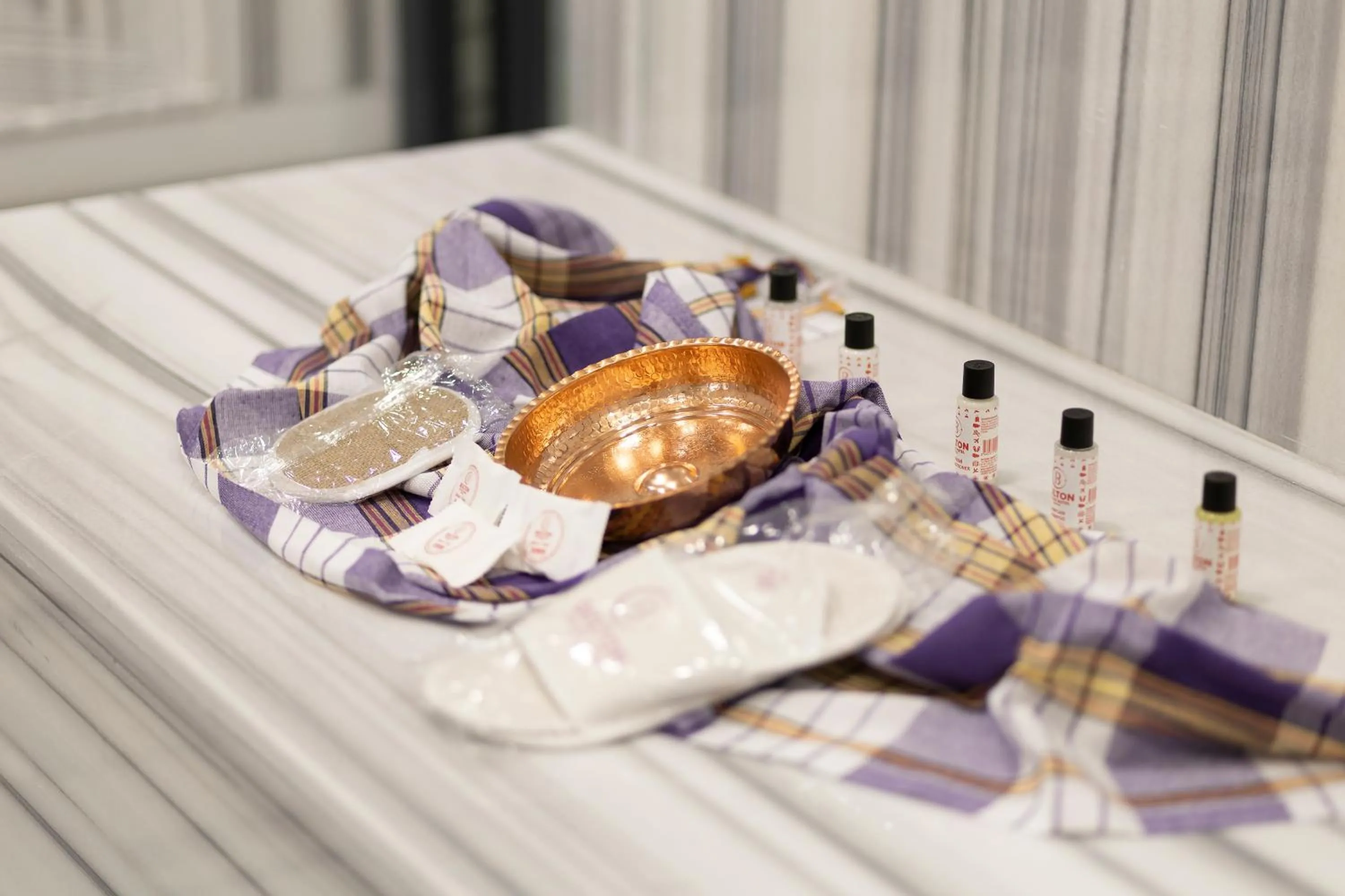 Public Bath in Bulton Hotel Airport