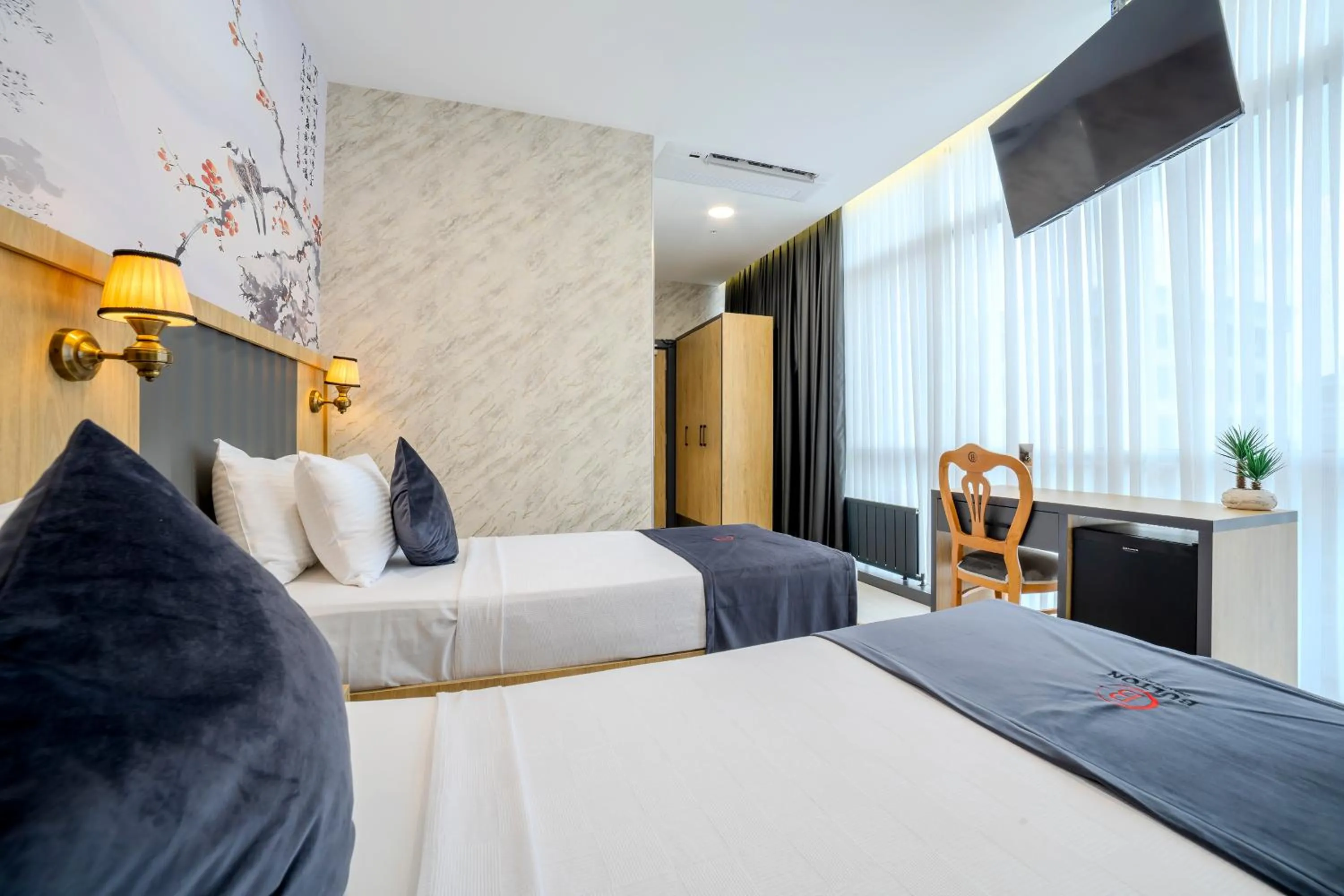 Photo of the whole room, Bed in Bulton Hotel Airport