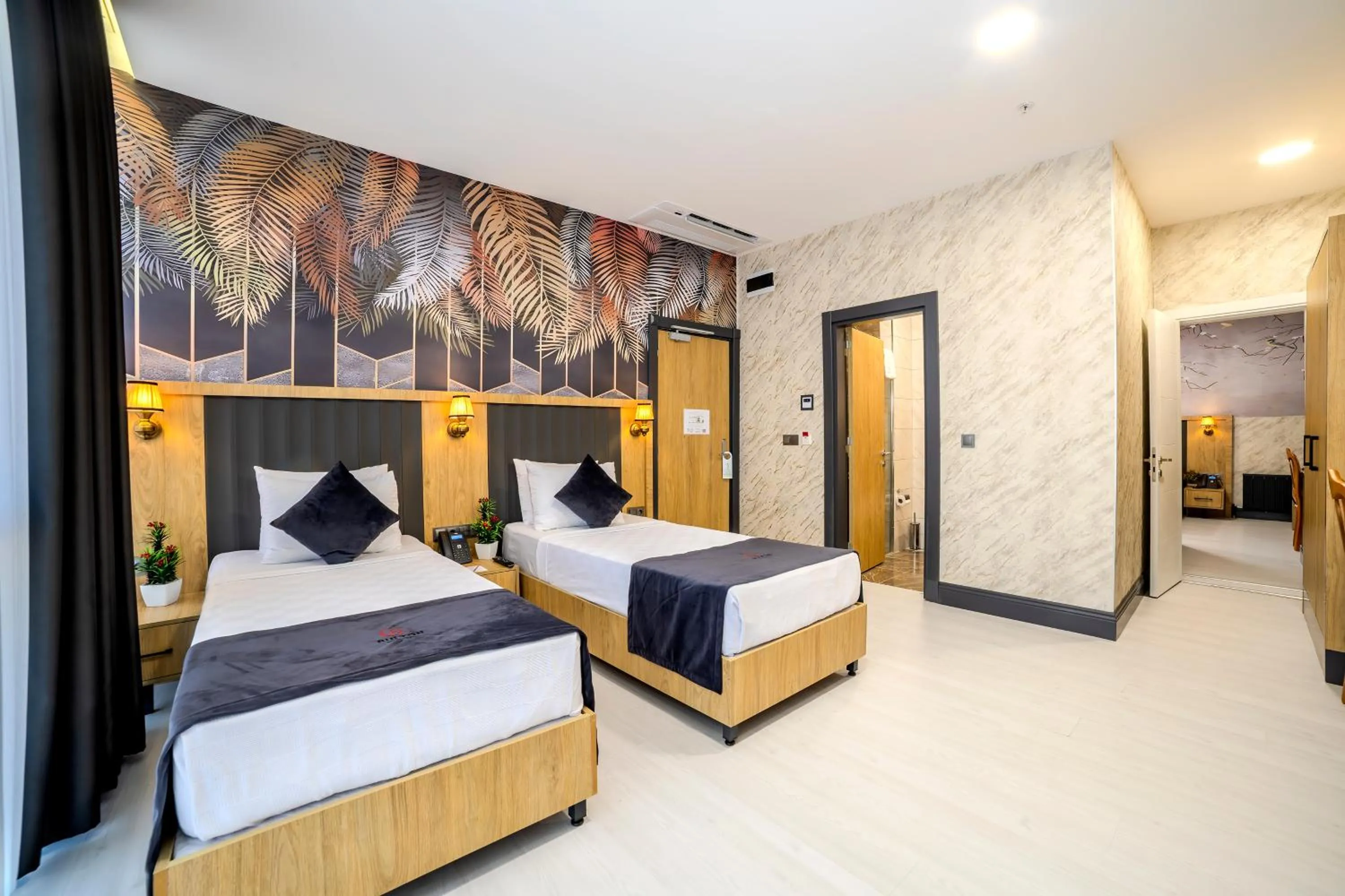 Photo of the whole room, Bed in Bulton Hotel Airport