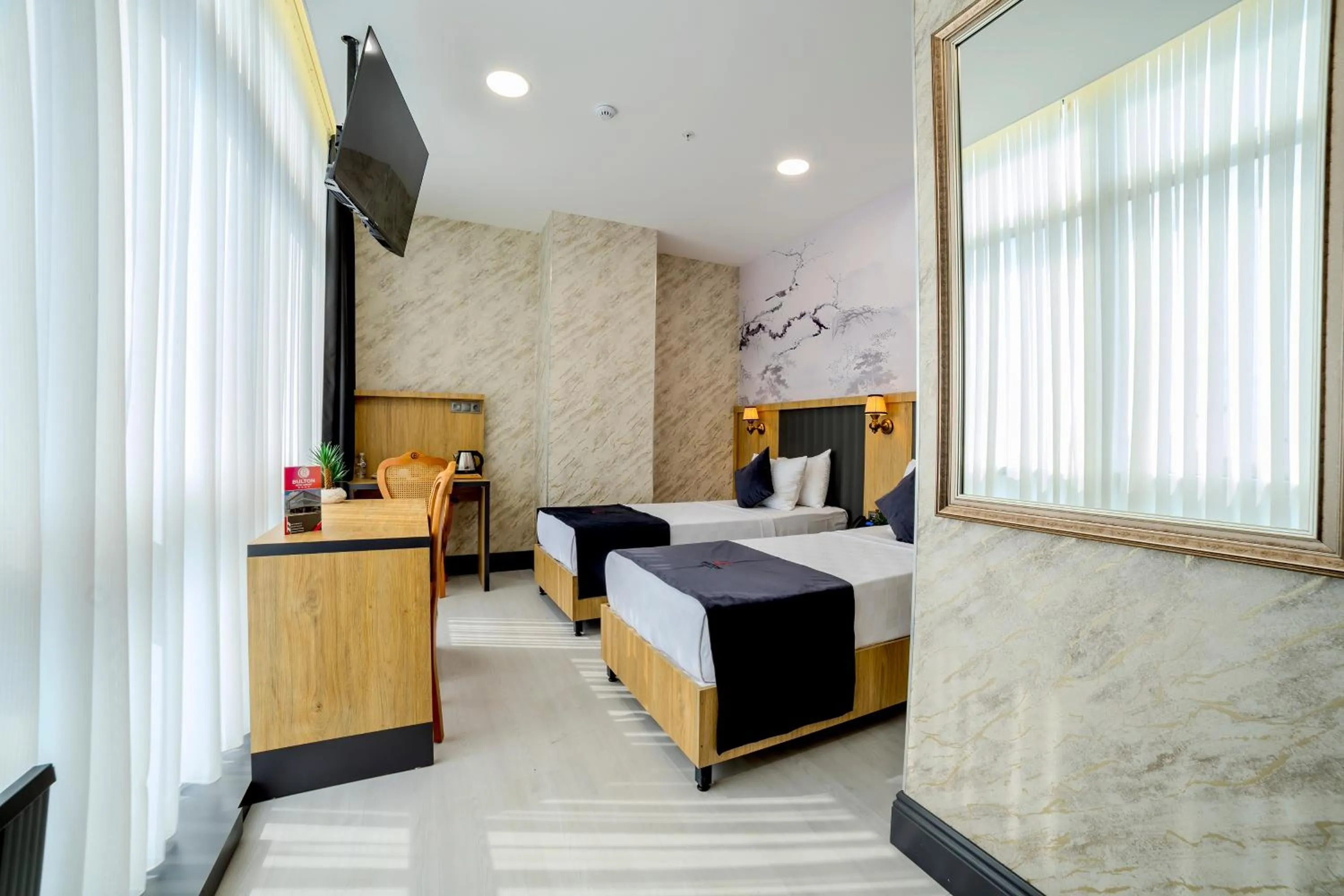 Photo of the whole room, Bed in Bulton Hotel Airport