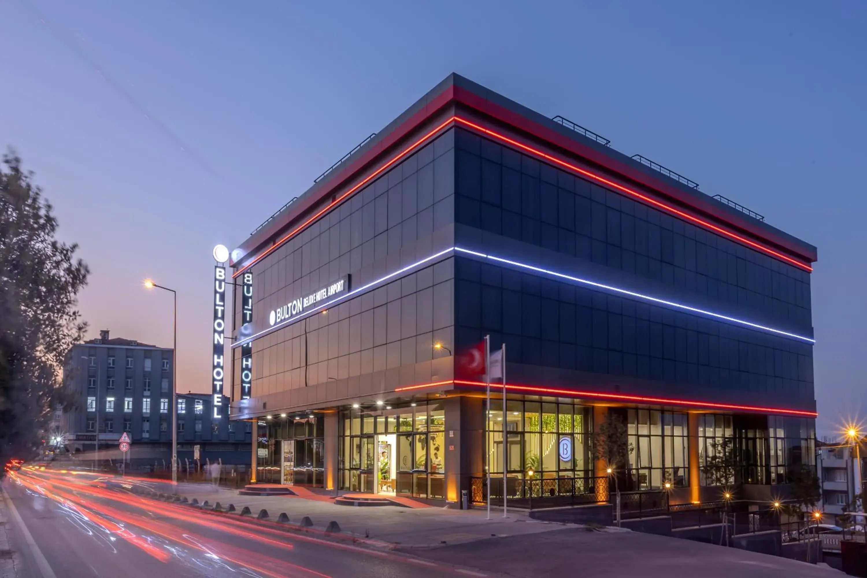 Bulton Hotel Airport Bulton Hotel Airport