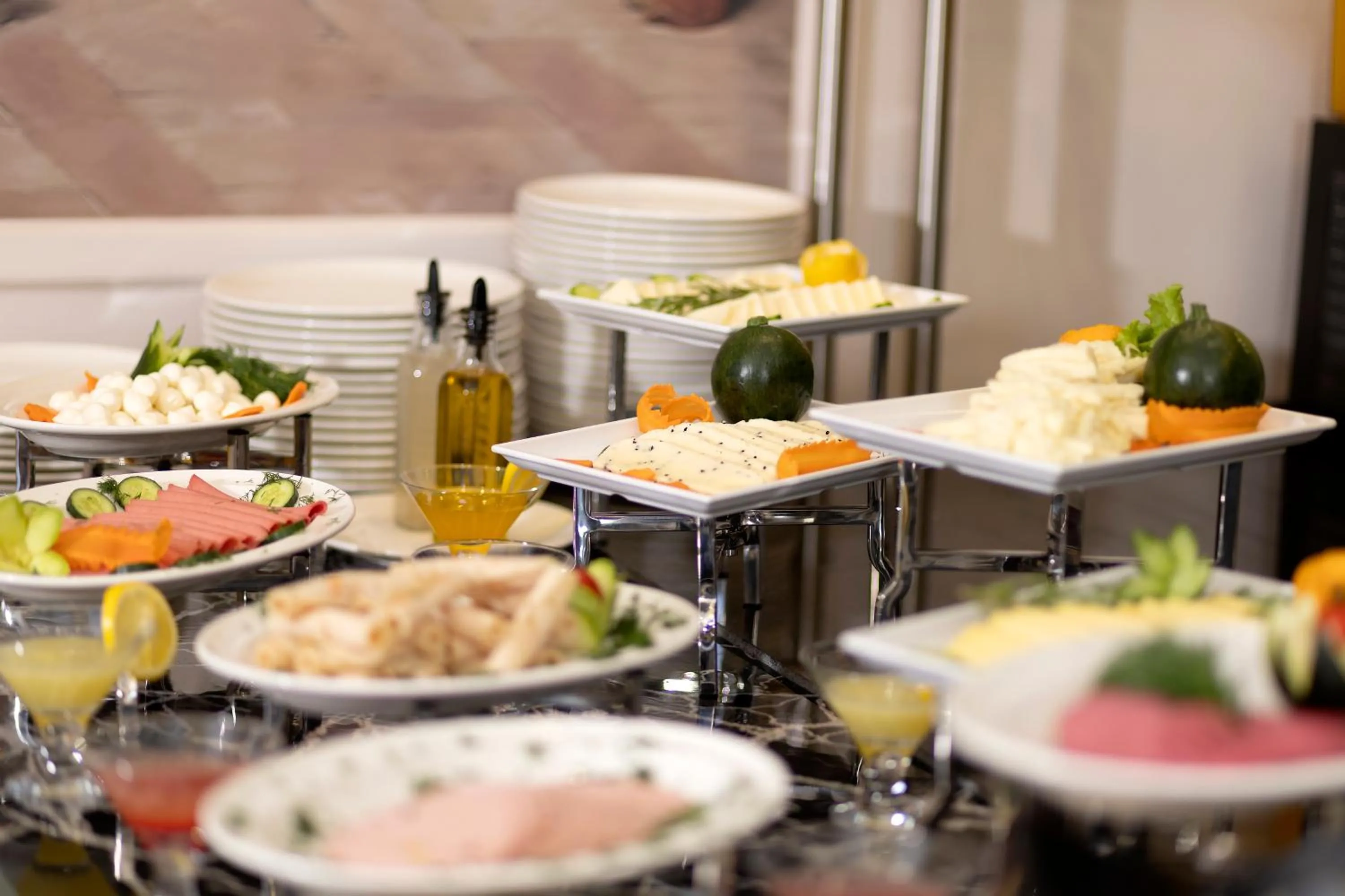 Buffet breakfast in Bulton Hotel Airport