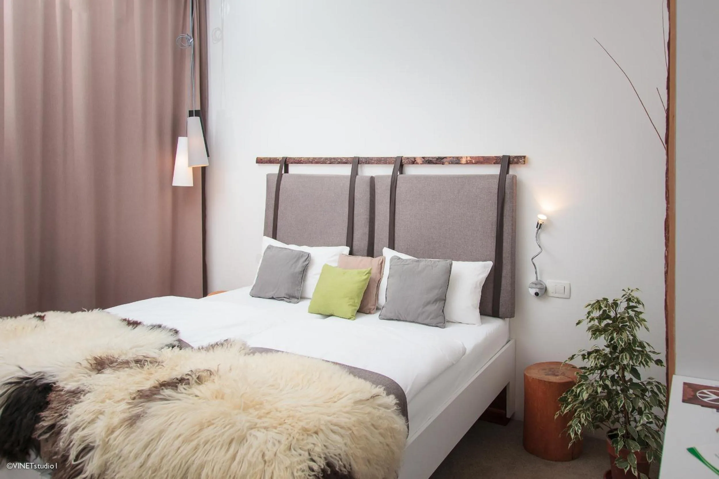 Bed in HOTEL Pyramid Lodge