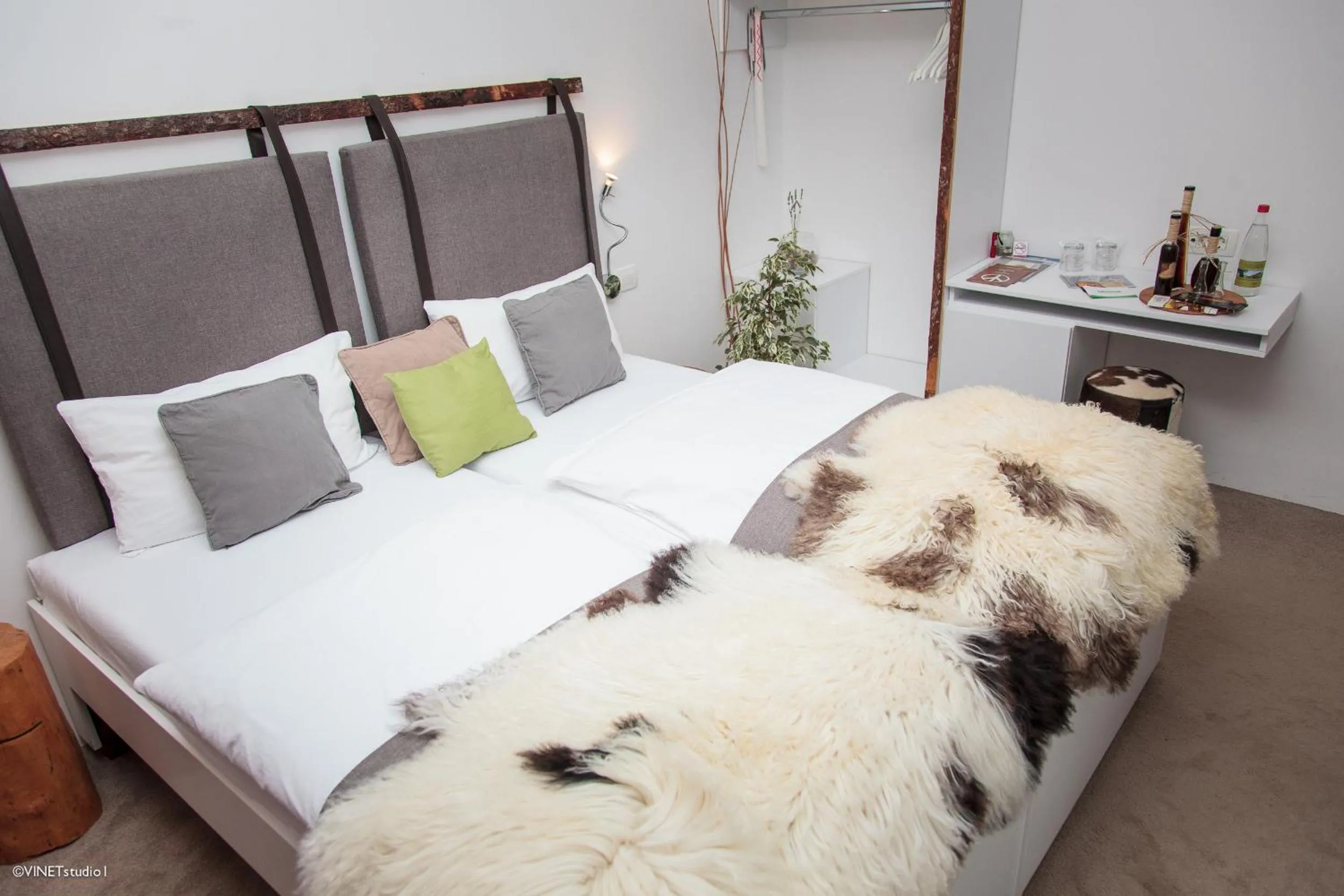 Photo of the whole room, Bed in HOTEL Pyramid Lodge