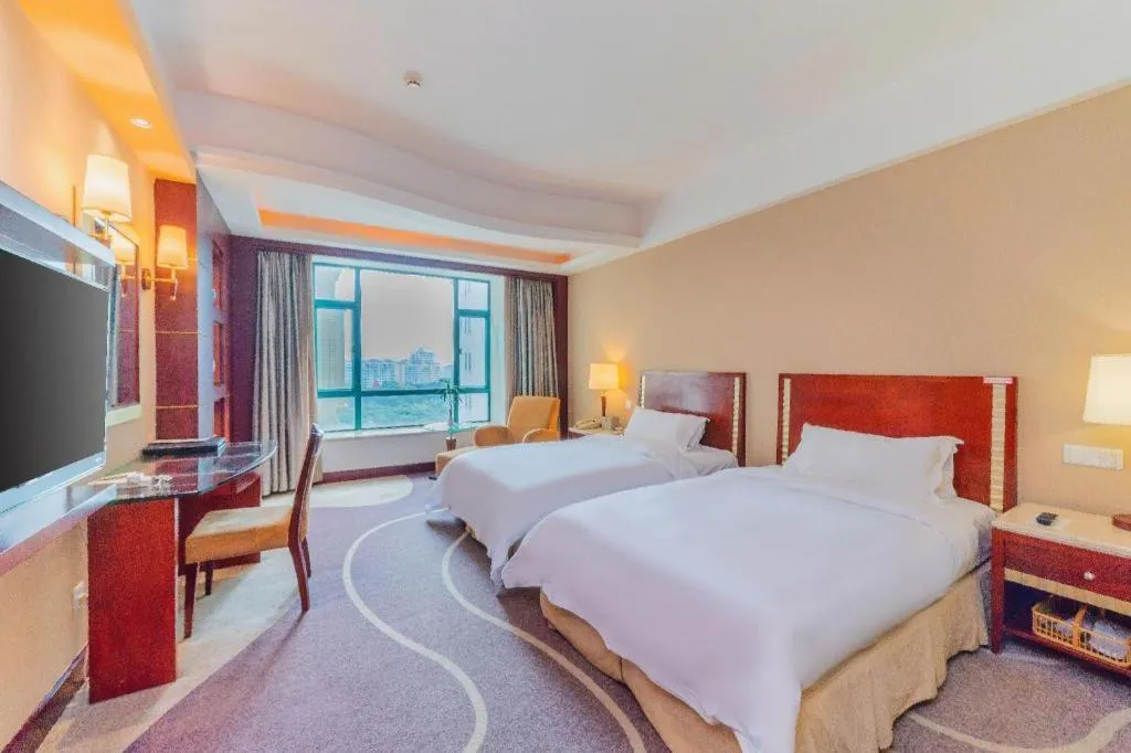 Bed in CP Peninsula Hotel